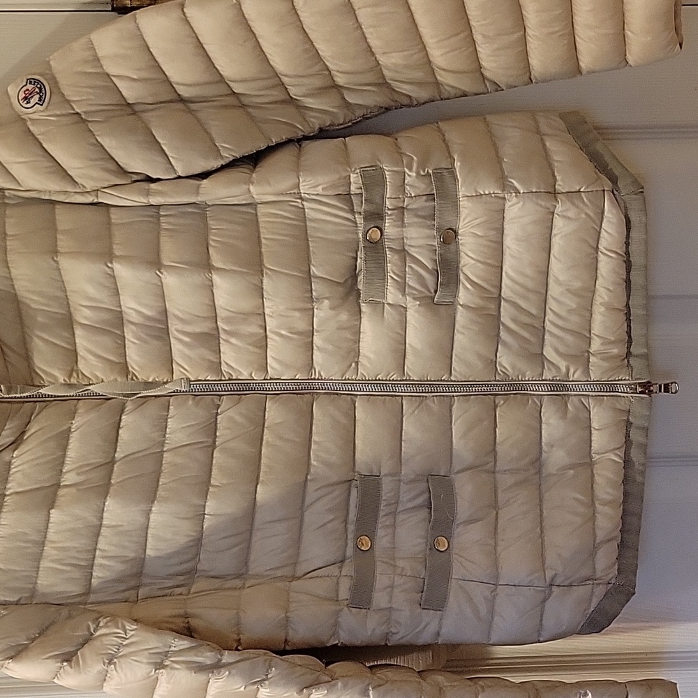 100% Authentic Moncler Down Packable Light Weight… - image 3
